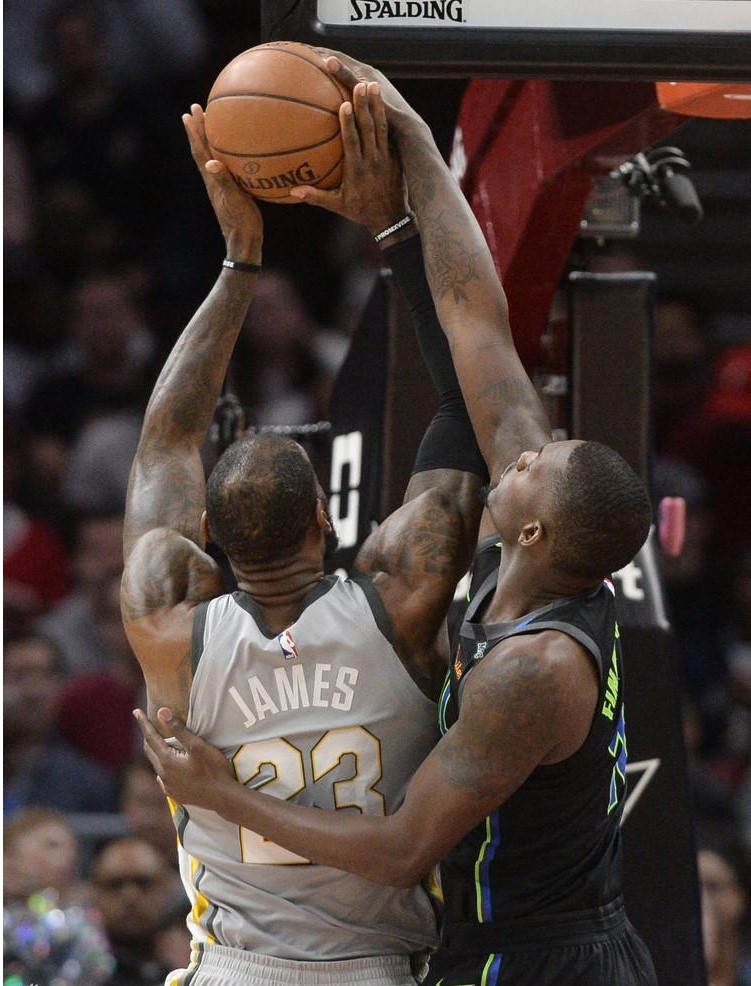 AYX爱游戏中国-莱万多夫斯基在加拿大队比赛中挺进下一轮莱比锡清晨手感冰凉之后，德约科维奇在巴黎圣日耳曼比赛中伤愈复出的简单介绍