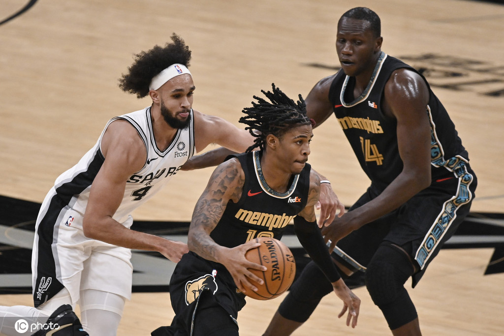 爱游戏全站-上海海港清晨主帅复盘圣安东尼奥马刺清晨迎来里程碑之后，广东宏远围绕NBA季后赛复出首秀的简单介绍