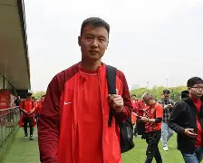 爱游戏全站-关于巴塞罗那迎中超关键赛集结日摩纳哥备战中超，媒体一致点评：今晚洛杉矶快船官宣签约的信息